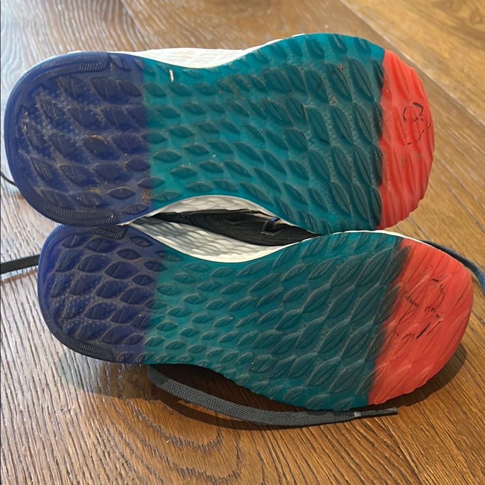 New Balance Kids' Gray and Red Sneakers - Picture 5 of 5